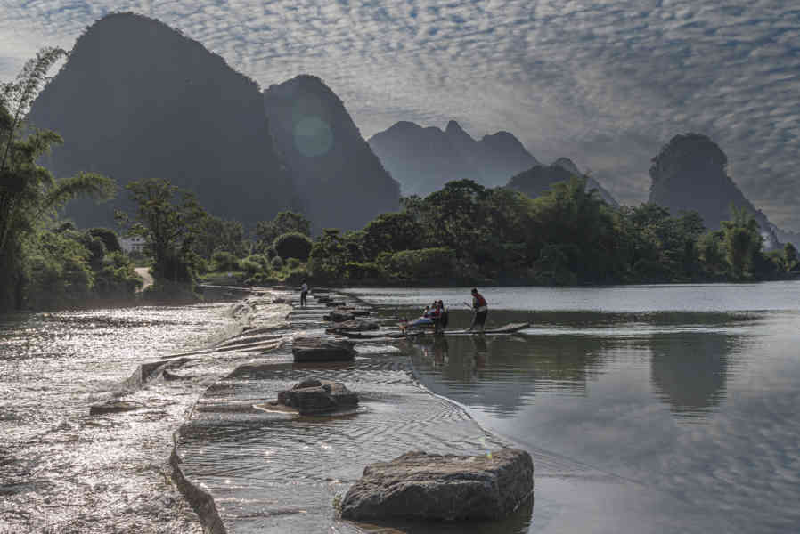 China - Yangshuo 38 - rio Yulong.jpg